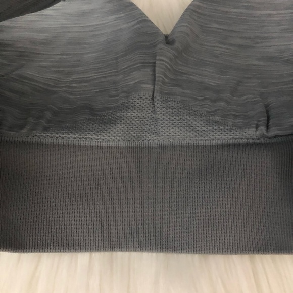 Under Armour Seamless Longline Sport Bra - NEW - Picture 8 of 9